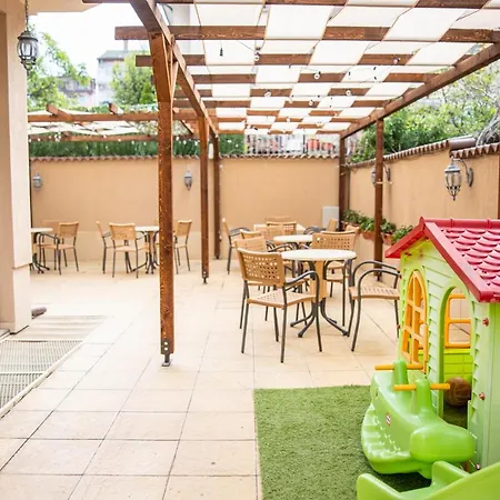 בית הארחה Martina נסבר