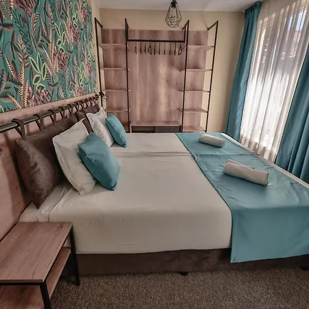 Martina Guest house *
