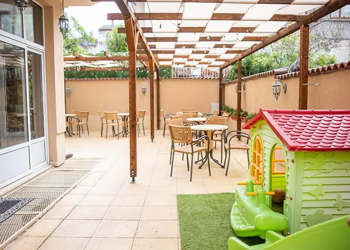 Guest house Martina Nesebar